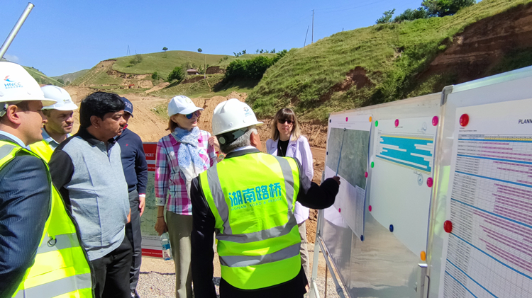 6 20220616 ���޿�������ִ�ж��¿�����������Ŀ.jpg